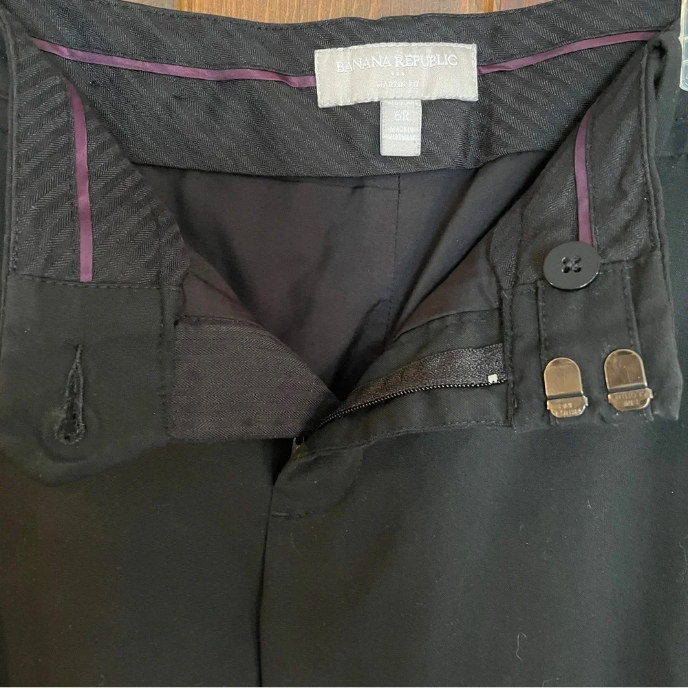 Banana Republic size 6 women’s black dress pants EUC 31” inseam